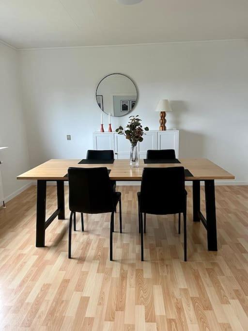 Apartment In The Center Of Torshavn, Free Parking. Eksteriør bilde